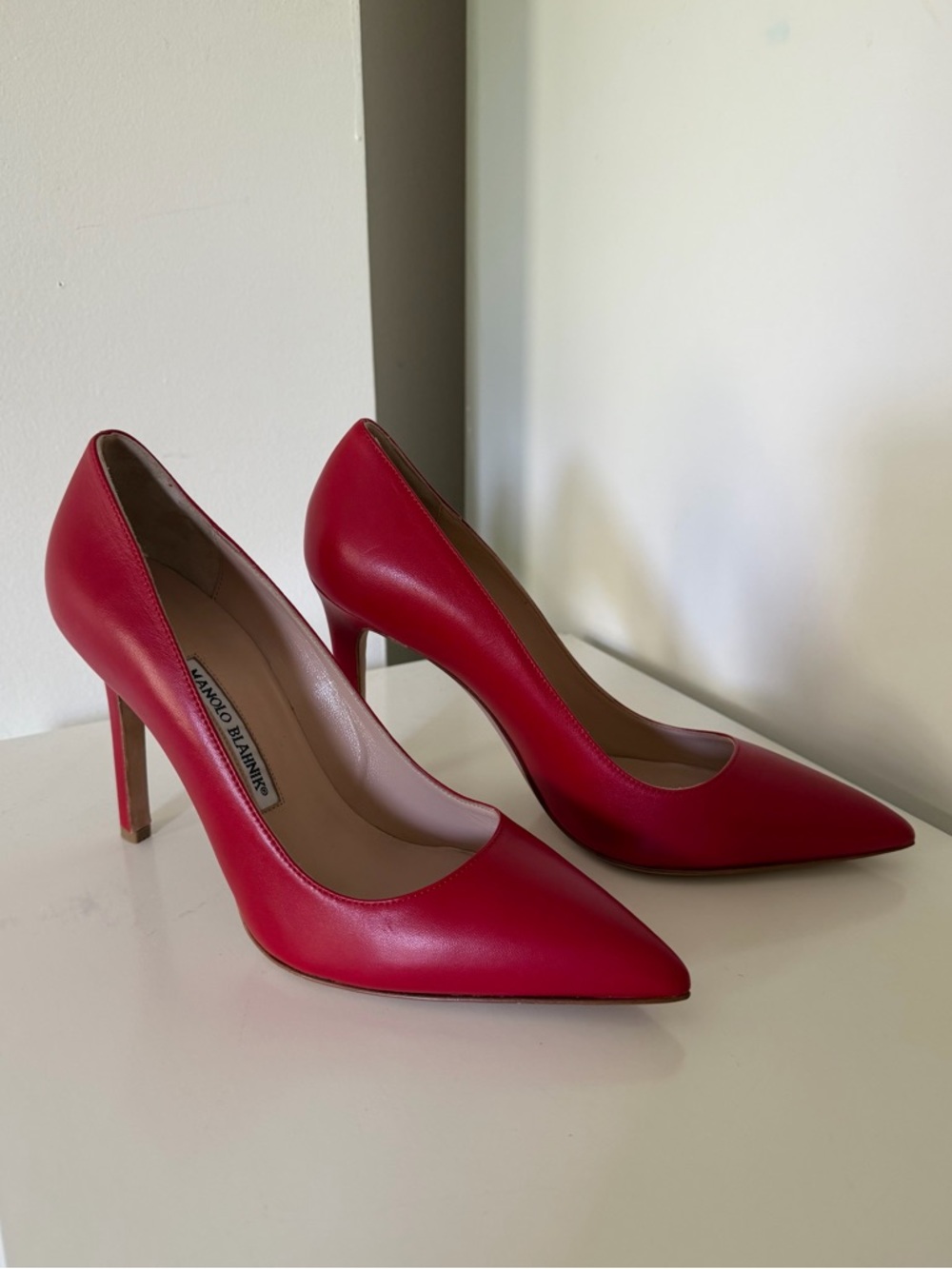 Manolo Blahnik Red Leather BB 105 Pointed Toe Pumps